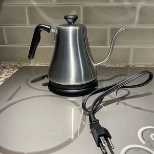 Willow & Everett Electric Gooseneck Kettle